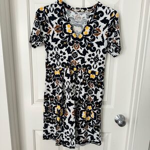 Boden size 6 black and gold dress